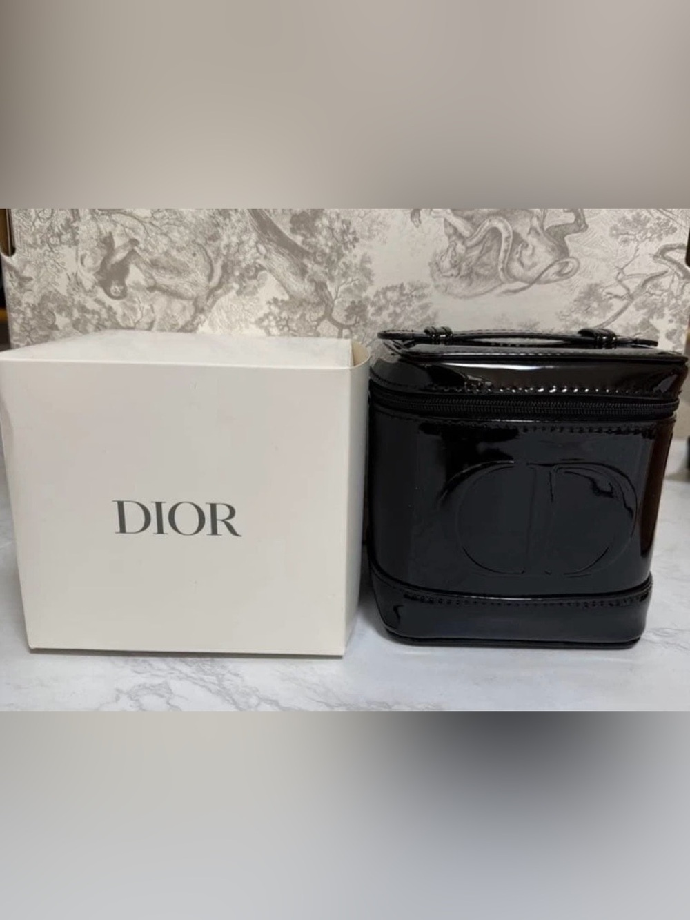 CD Mini Vanity - Picture 2 of 3